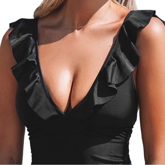 CUPSHE Women's V Neck One Piece Swimsuit Ruffled Back Lace Up Monokini Size S - Picture 2 of 13